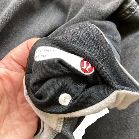 LULULEMON REVERSIBLE GROOVE PANTS IN Charcoal Grey Mid Rise Leggings Flare Sz 2 - Picture 10 of 10
